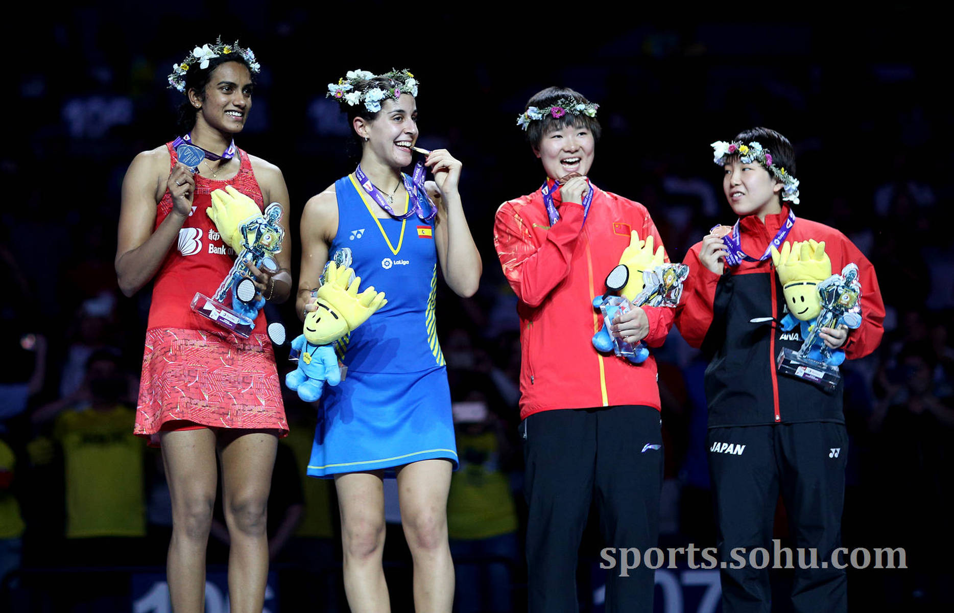 丹麦队横扫泰国队，辛杜统治全场