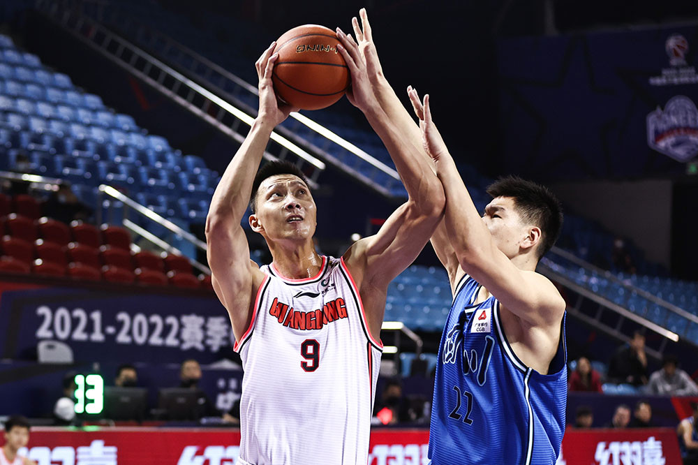 英格兰队轻取日本队,梁靖崑状态火热 英格兰队轻取日本队,梁靖崑状态火热