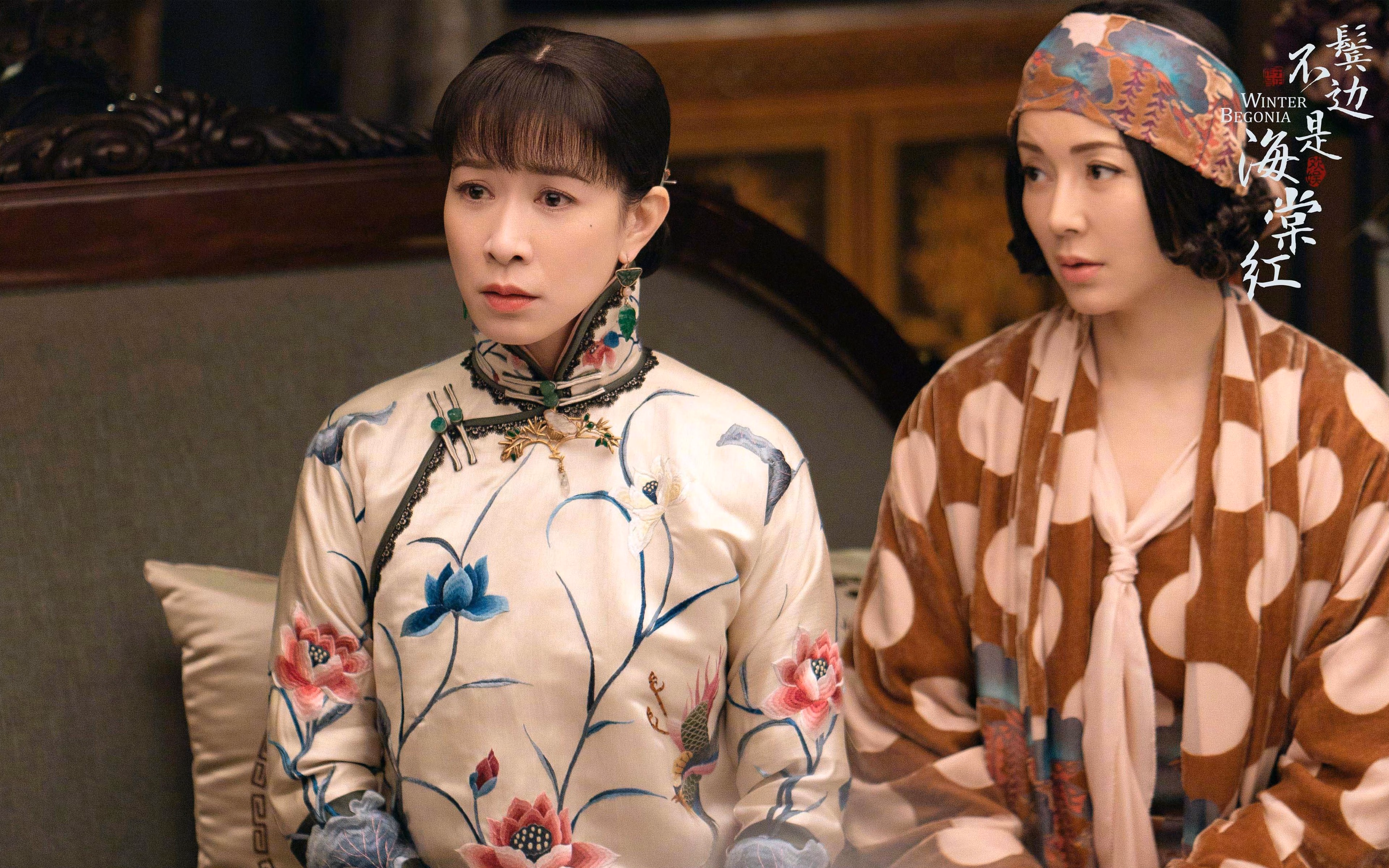 红魔沉沦马赛,蓝月福登闪耀,一个夜晚的两种足球命运