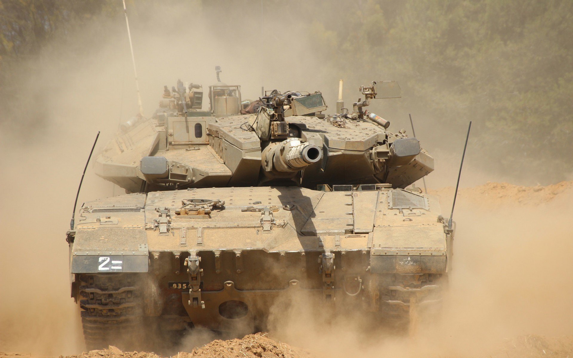 西决烽火映照不可能，爱德华兹如何在质疑声中上演孤胆英雄的神话