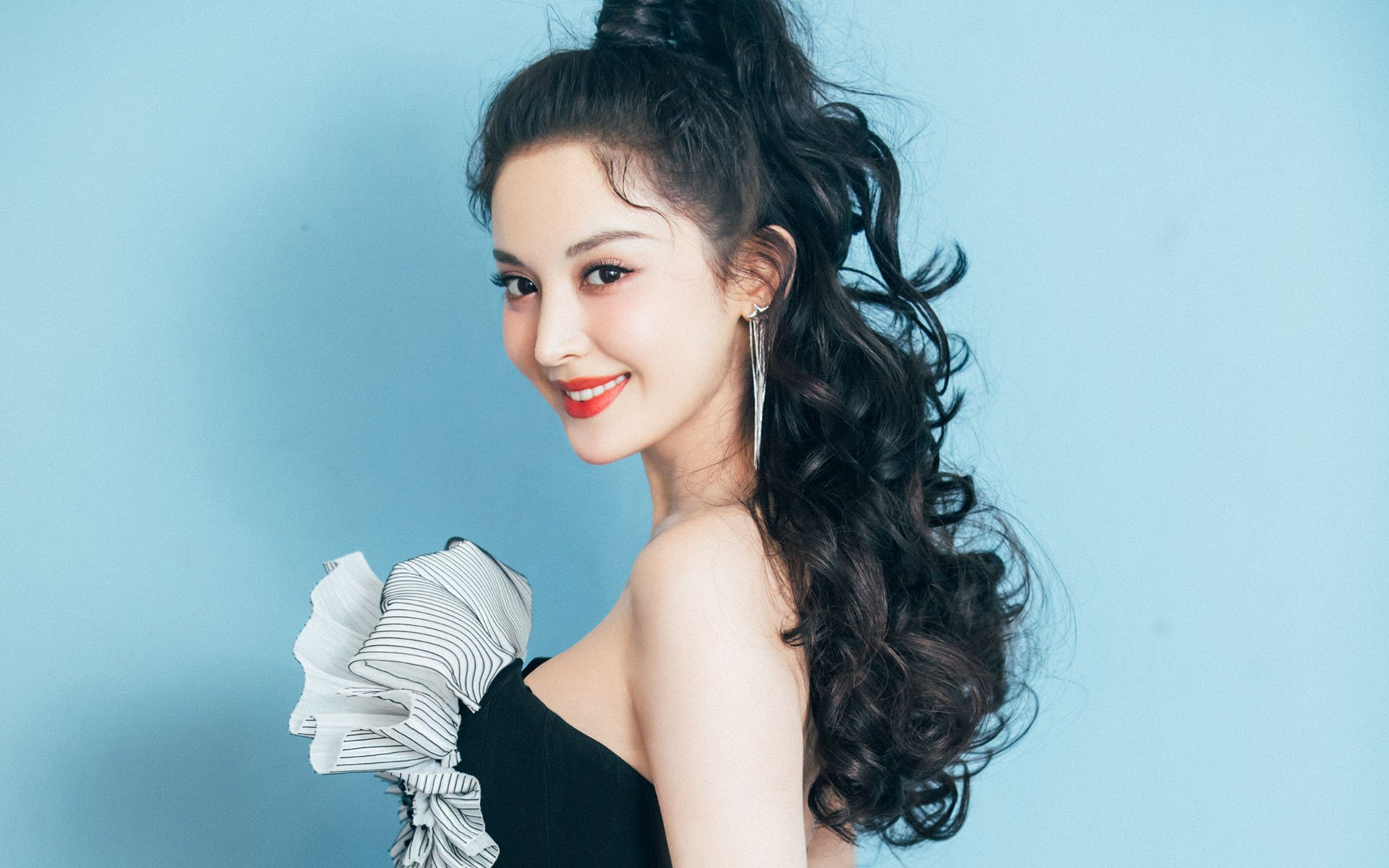 秘鲁街道上的芬兰节奏,F1焦点战中的掌控艺术