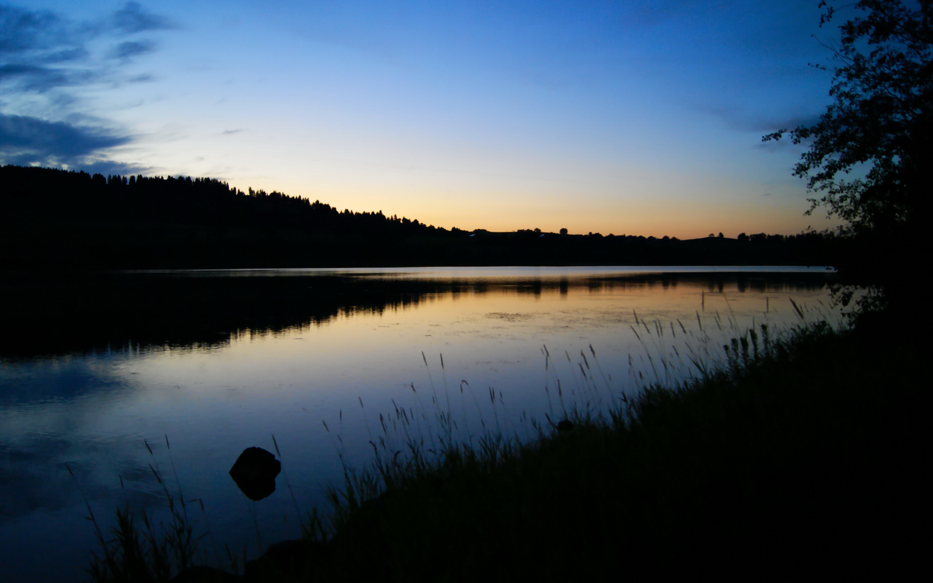 足球狂欢夜，冰川火焰单节融化高原神话